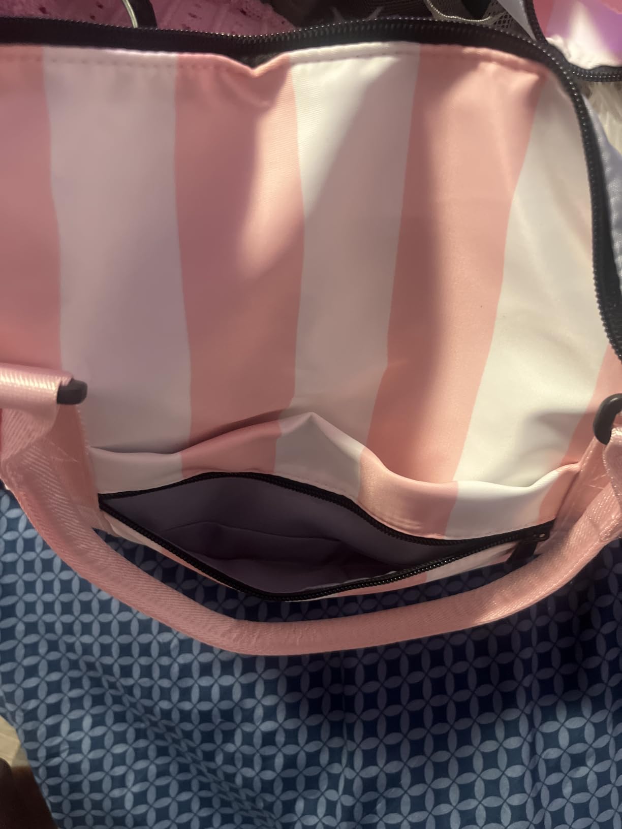 TOPBAG Travel Duffle Bag, Waterproof Weekender Carry On Tote Bags for Women, Sport Gym Bag for Men, Hospital Bag for Labor and Delivery, Overnight Luggage Bag with Trolley Sleeve Coral Pink customer photo 1
