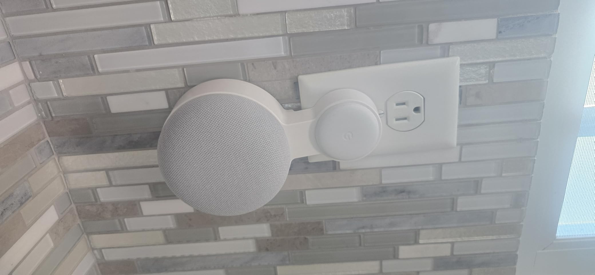 Google Nest Mini 2nd Gen - Wireless Bluetooth Speaker (Aqua) customer photo 2