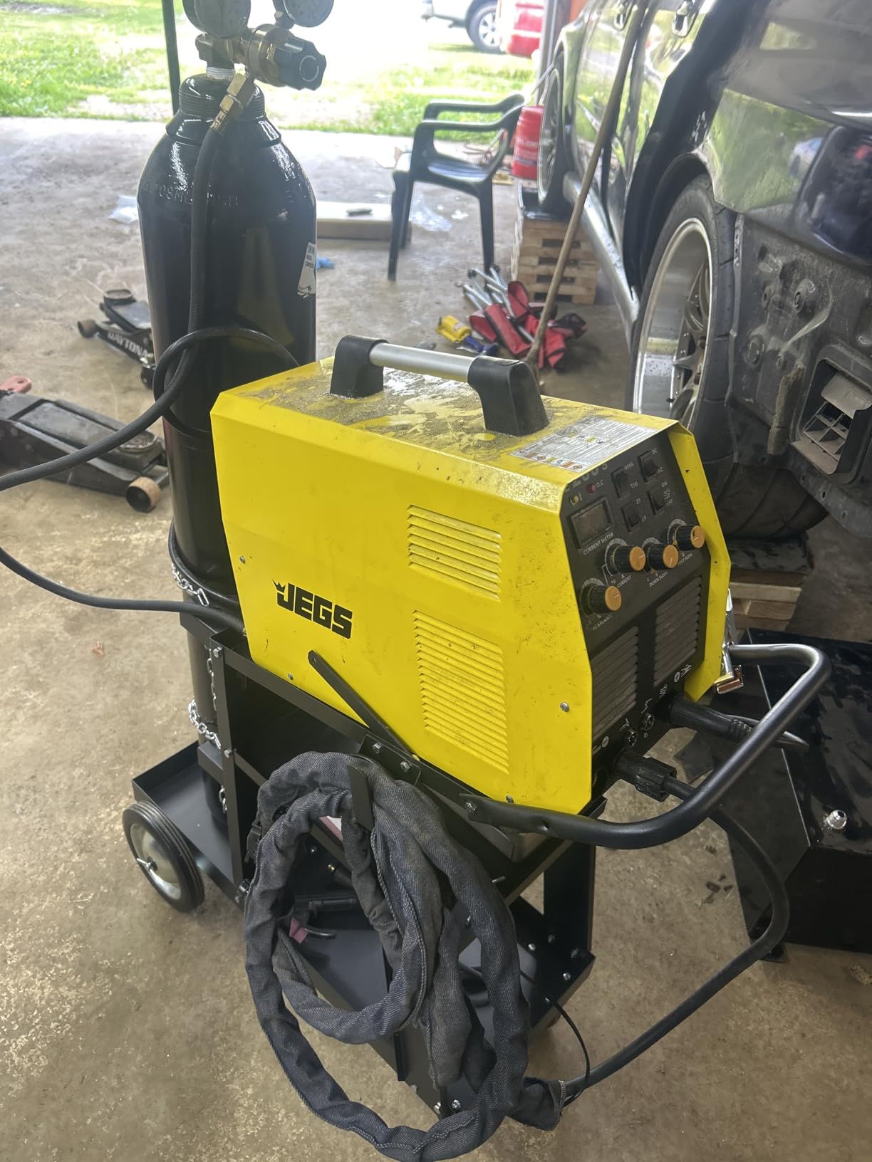 AQNIEGEP Welding Cart, Heavy Duty Welding Cart for Tig Mig Welder and Plasma Cutter, Welder Cart with Upgrade Handles and Increase Storage Space Tank Storage 400 lbs 3 Tiers customer photo 2