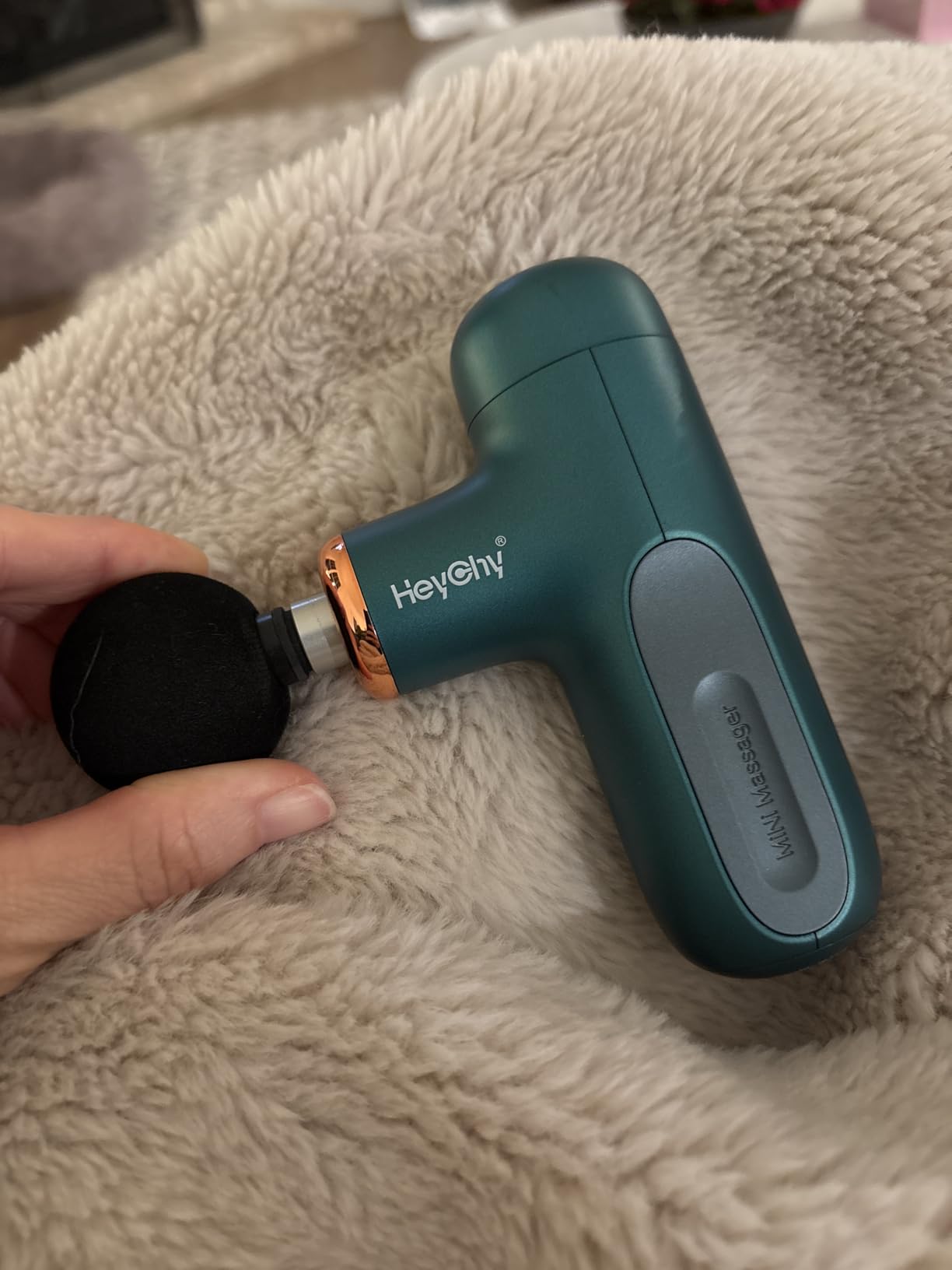 HEYCHY Super Mini Massage Gun, Percussion Deep Tissues Muscle Massager, Compact Sports Travel Massage Gun, Portable Handheld Massager for Home, Gym, Office, Outdoors customer photo 1