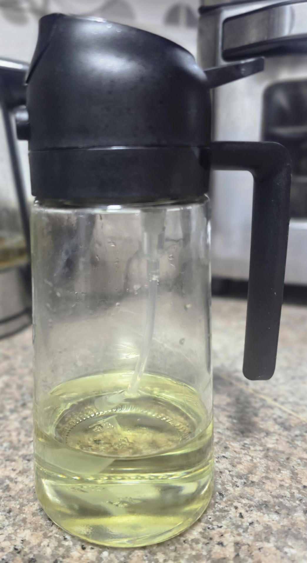 YARRAMATE 16 oz 2-in-1 Glass Olive Oil Sprayer for Cooking, Black customer photo 2