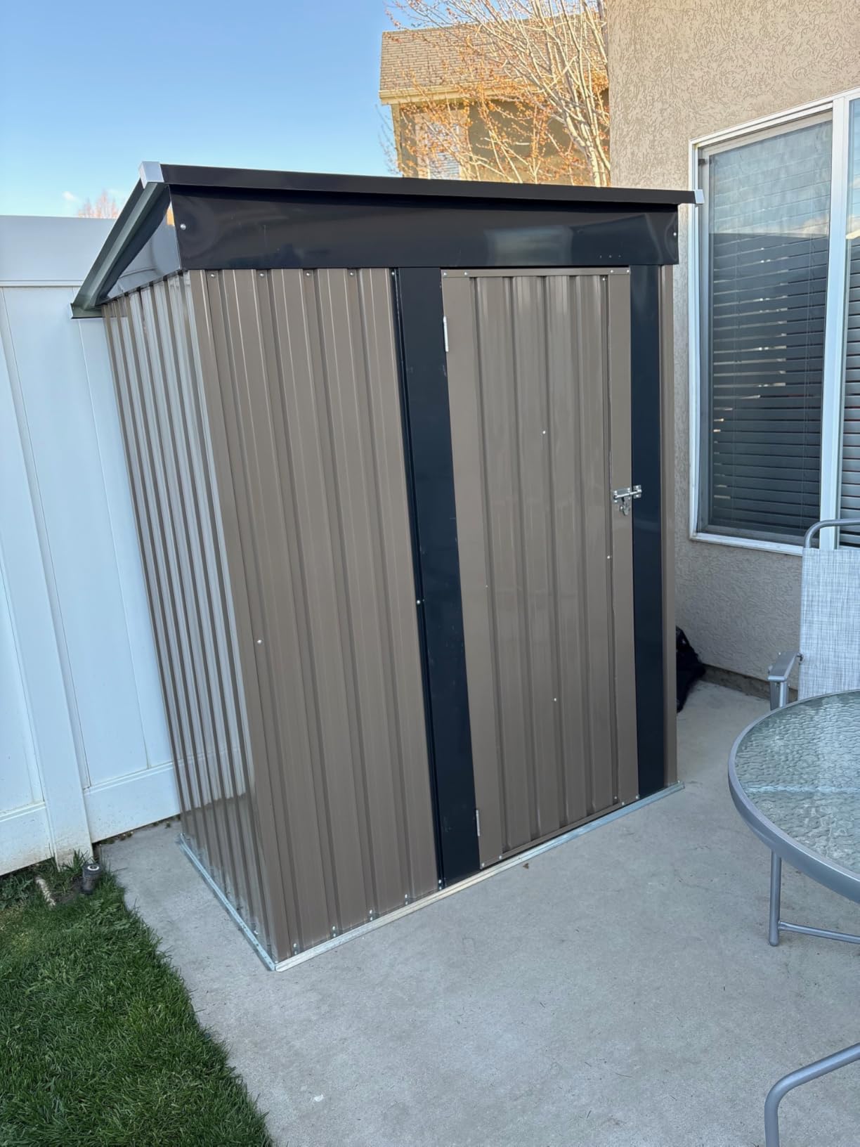 Greesum 5.8x3.3 FT Outdoor Storage Shed, Black customer photo 2