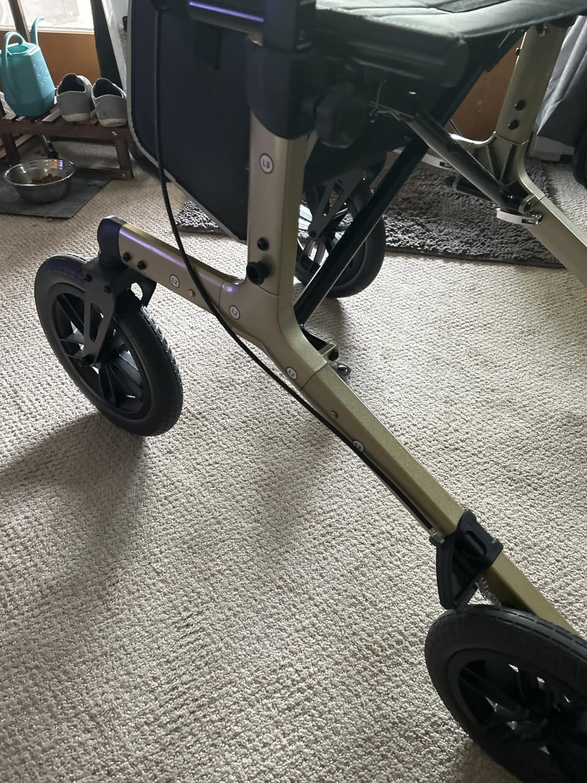 ELENKER All-Terrain Rollator Walker with Non-Pneumatic Tire 12” Front Wheels, Compact Folding Design for Seniors, Green customer photo 1