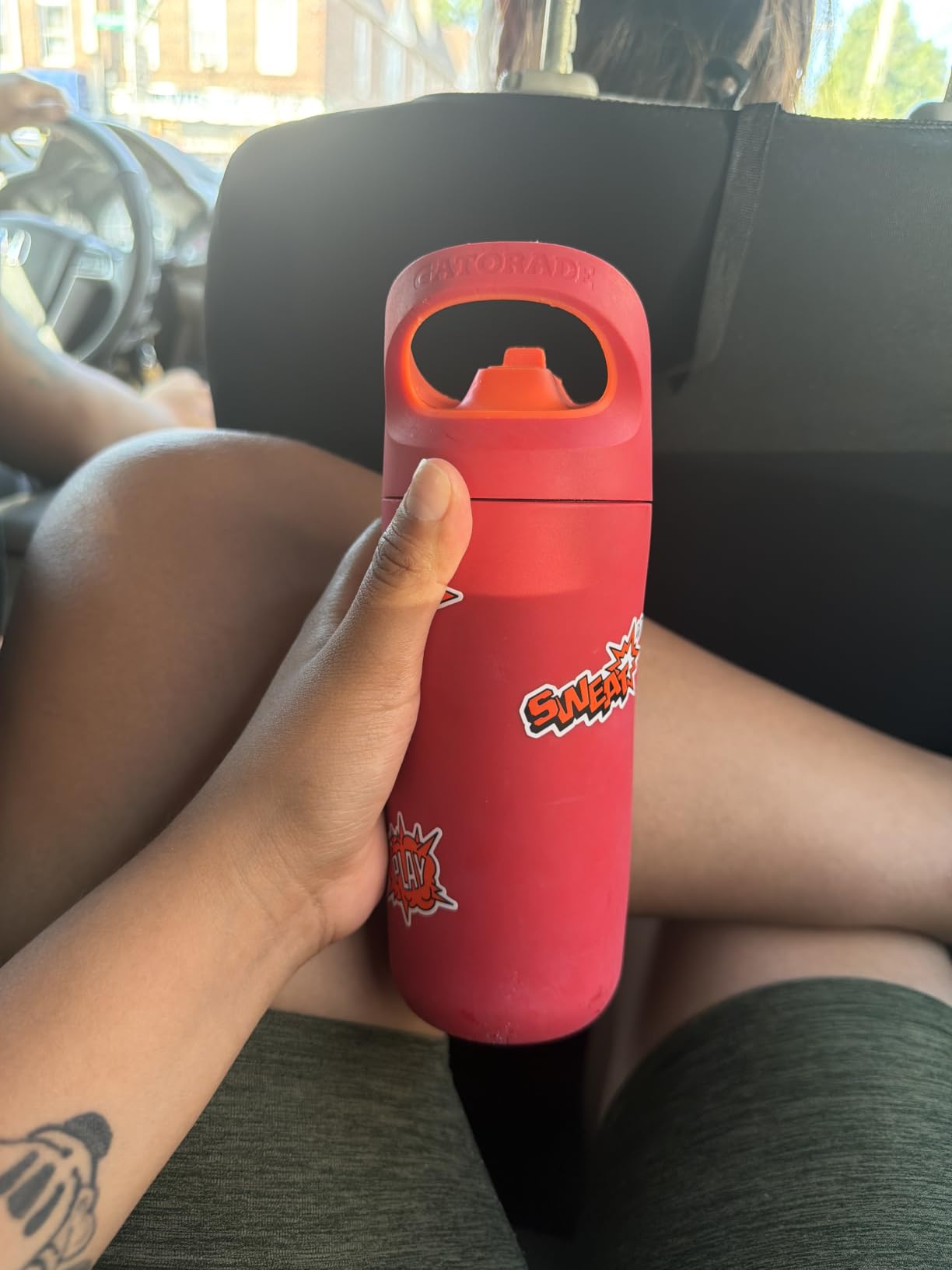 Gatorade Kids' Rookie Metal Water Bottle, 12oz, Stainless Steel Bottle, Double-Wall Insulation, Vacuum Insulated, Thermo Mug customer photo 2