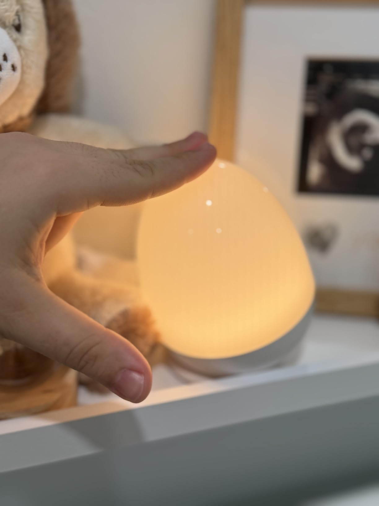Touch Egg Night Light for Baby Nursery, Rechargeable Portable Kids Nightlight Lamp with 1-6H Feeding Timer, 3 Color Temperatures Dimmable, Ideal for New Moms of Toddlers customer photo 1