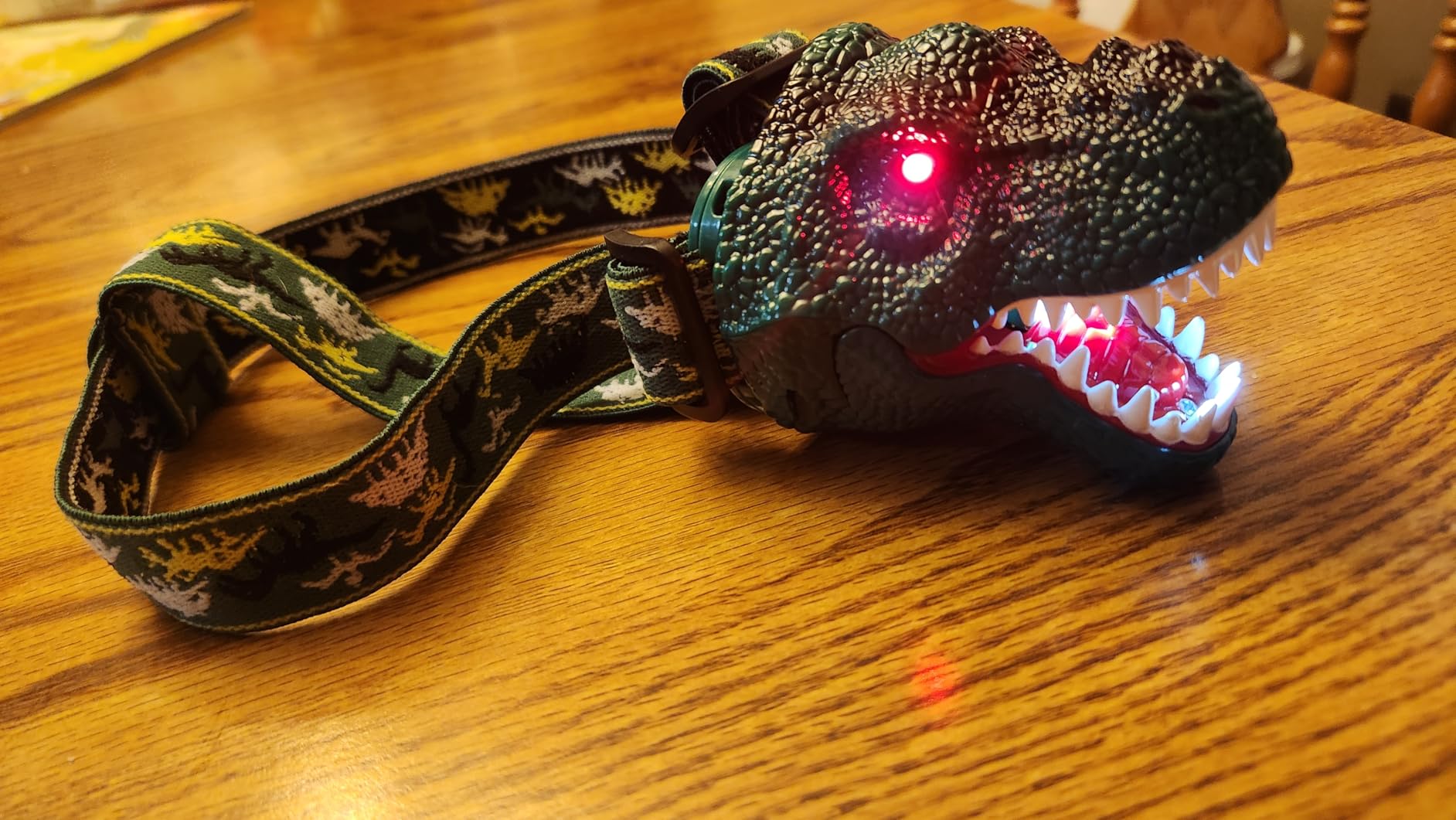 Dysaim Kids Headlamp,Rechargeable T-Rex Dinosaur Headlamp for Kids and LED Head Lamp Camping Gear Flashlight,Hiking Accessories Headlight Toys,Four Light Modes Suitable for Reading/Party Gift customer photo 1