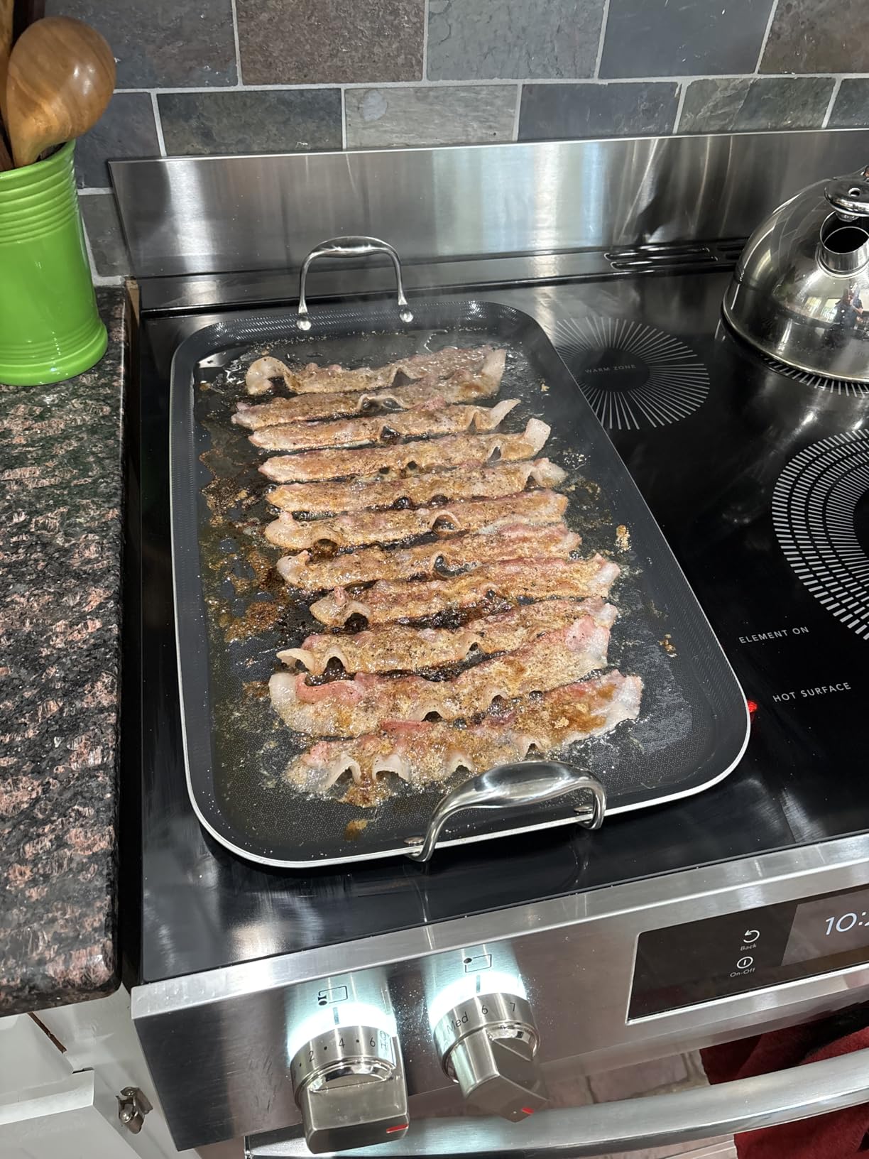 HexClad Double Burner Hybrid Nonstick Griddle Pan, BBQ, Dishwasher Safe customer photo 2