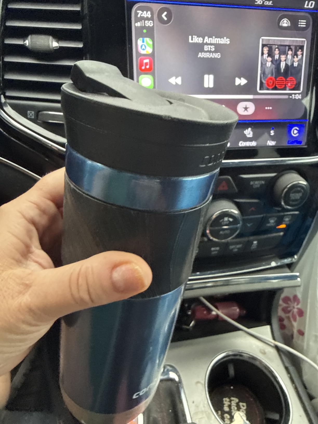 Contigo Byron 2.0 Stainless Steel Travel Mug with Snapseal Lid and Grip 20oz, Blueberry, Great for hot and cold beverages customer photo 2