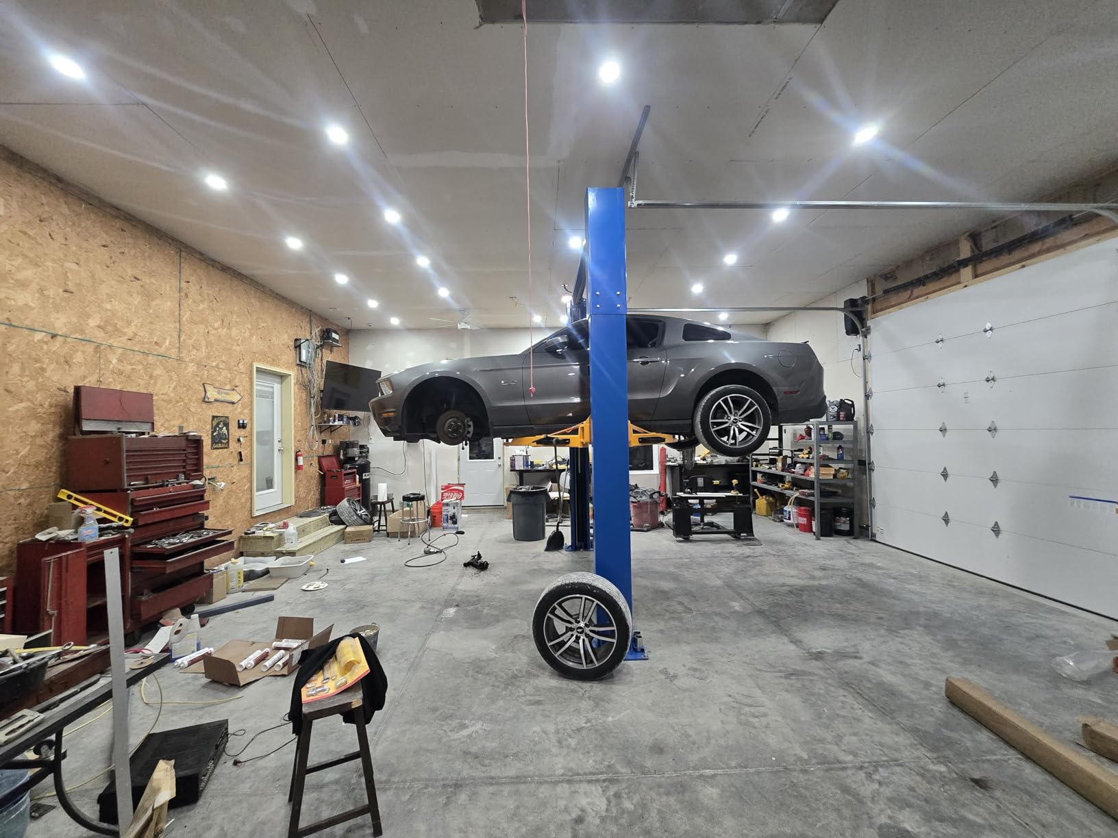 2 Post Lift 11000lbs Two Post Lift Auto Lift Car Lift Hoist Equipment LM1100S customer photo 2