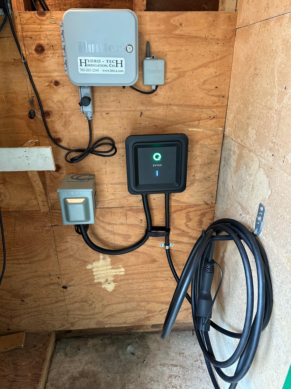 EVIQO Level 2 EV Charger J1772 48A - Hardwired 240V Wall Charging Station customer photo 2