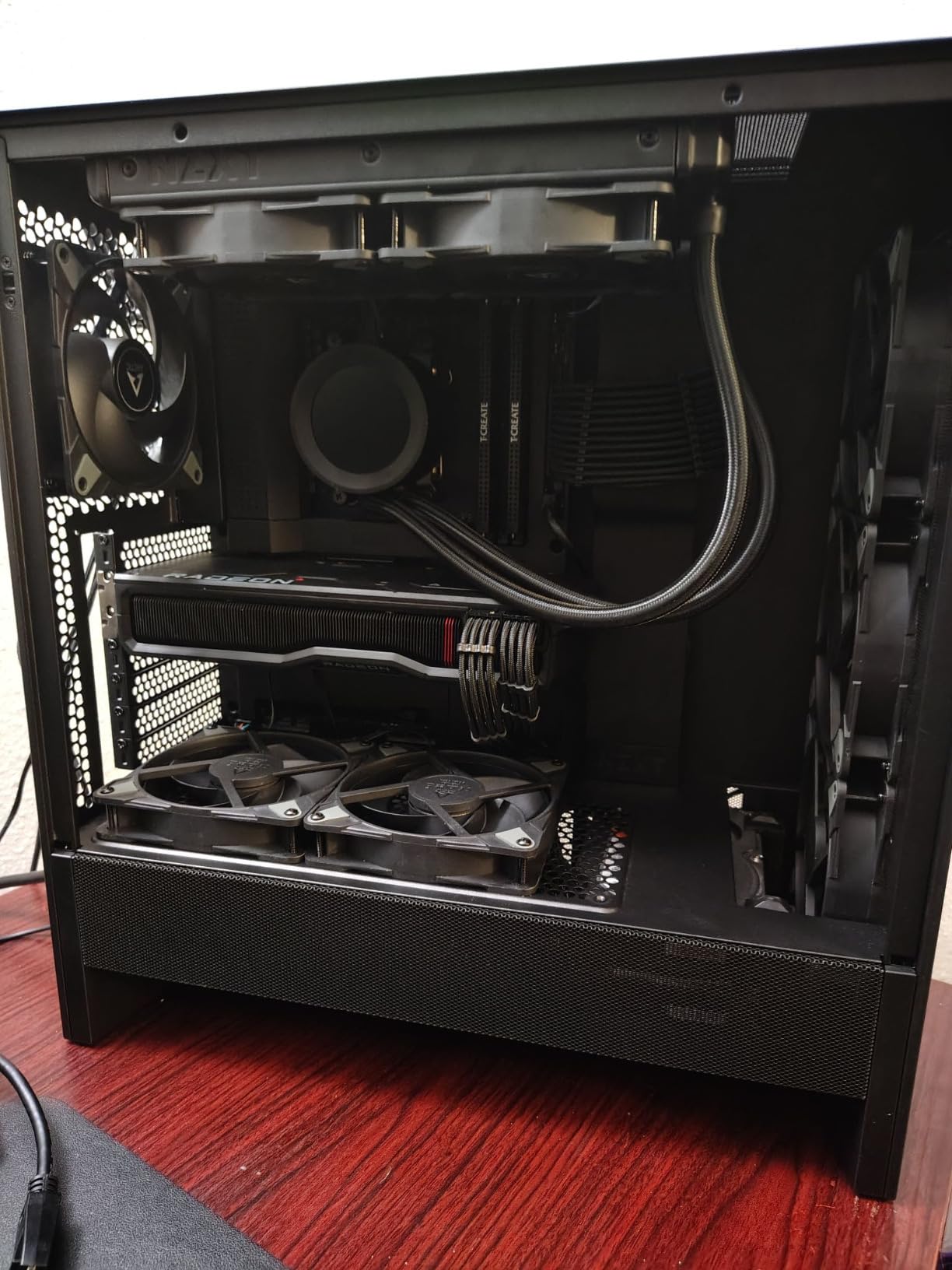 NZXT H5 Flow - Compact ATX Mid-Tower PC Case - Black | Compact mid-tower with 2 included 120mm fans, 360mm front radiator support, and tempered glass. A great first airflow build. customer photo 1