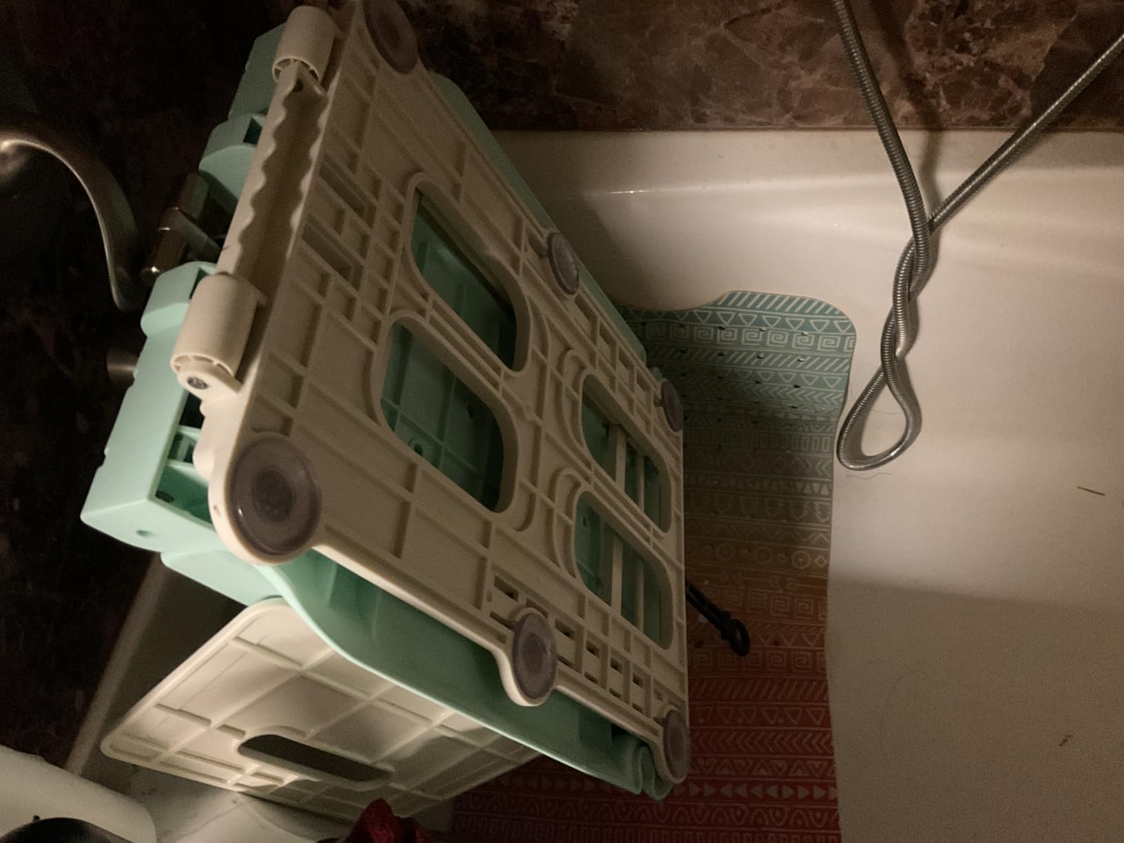 SuperHandy Portable Floor and Bath Lift, 330 lb Capacity, Aluminum Frame customer photo 2