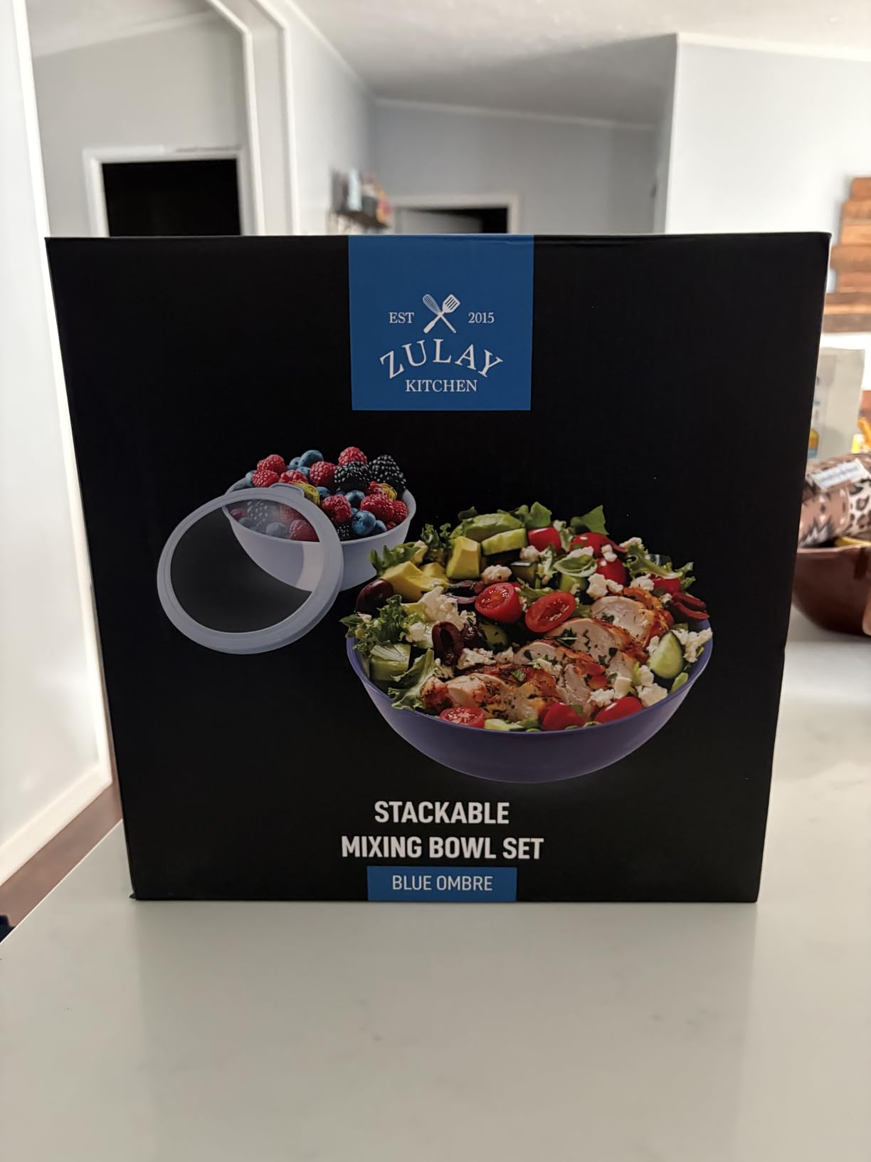 Zulay Kitchen 12 Piece Plastic Mixing Bowls with Lids Set - Leak-Proof Microwave & Freezer Safe Stackable Mixing Bowl Set for Preparing, Serving and Storing - Non-Slip Large Nesting Bowls (Blue Ombre) customer photo 1