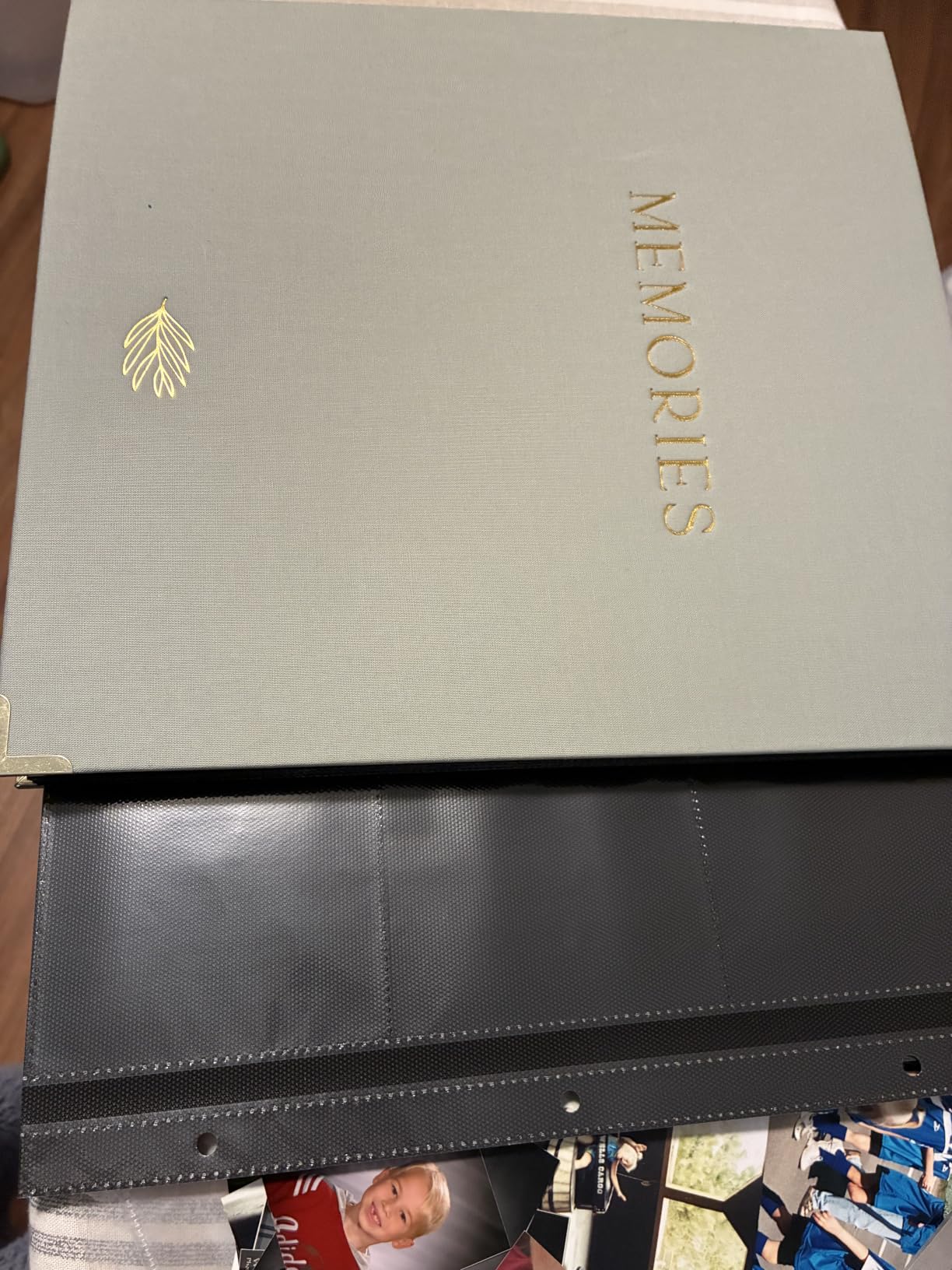 Beautiful Linen Photo Album For 4x6 Photos - Holds Up To 500 Pictures customer photo 1