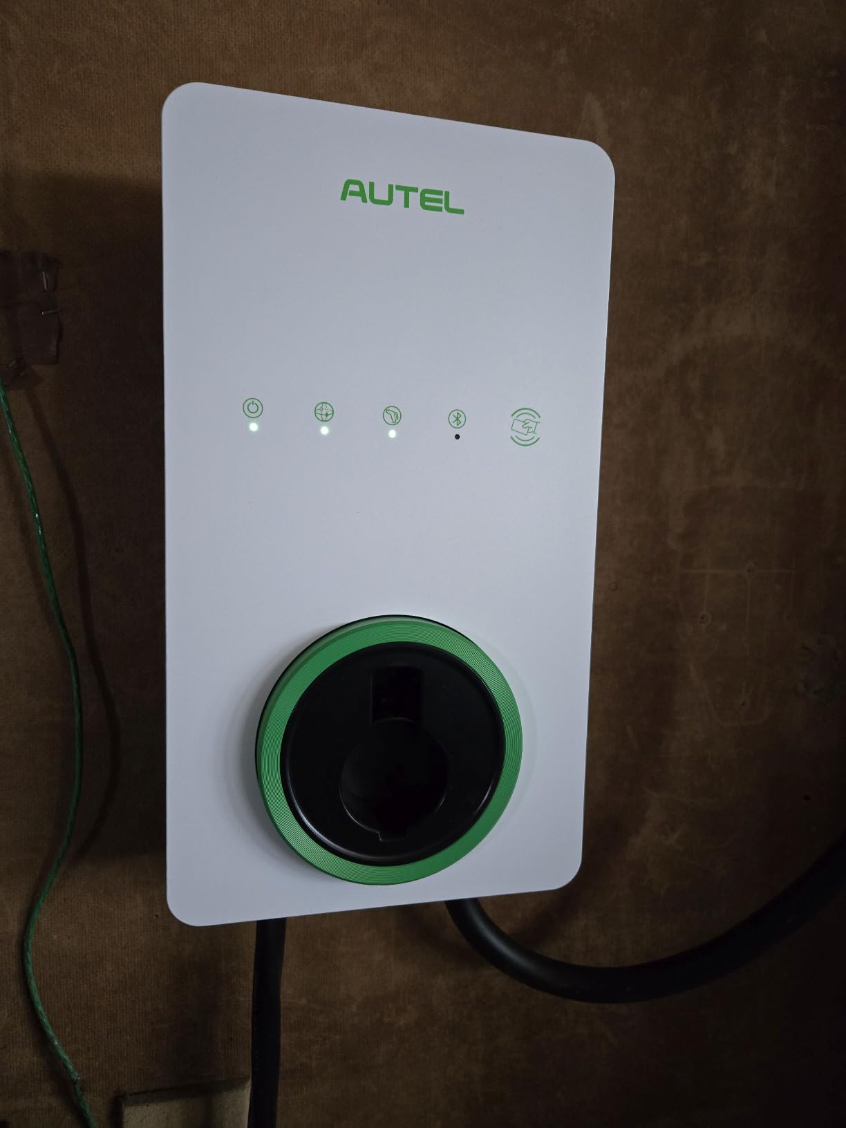 Autel 40A Level 2 EV Charger, 240V NEMA 14-50 J1772, WiFi, 25ft Cable customer photo 1