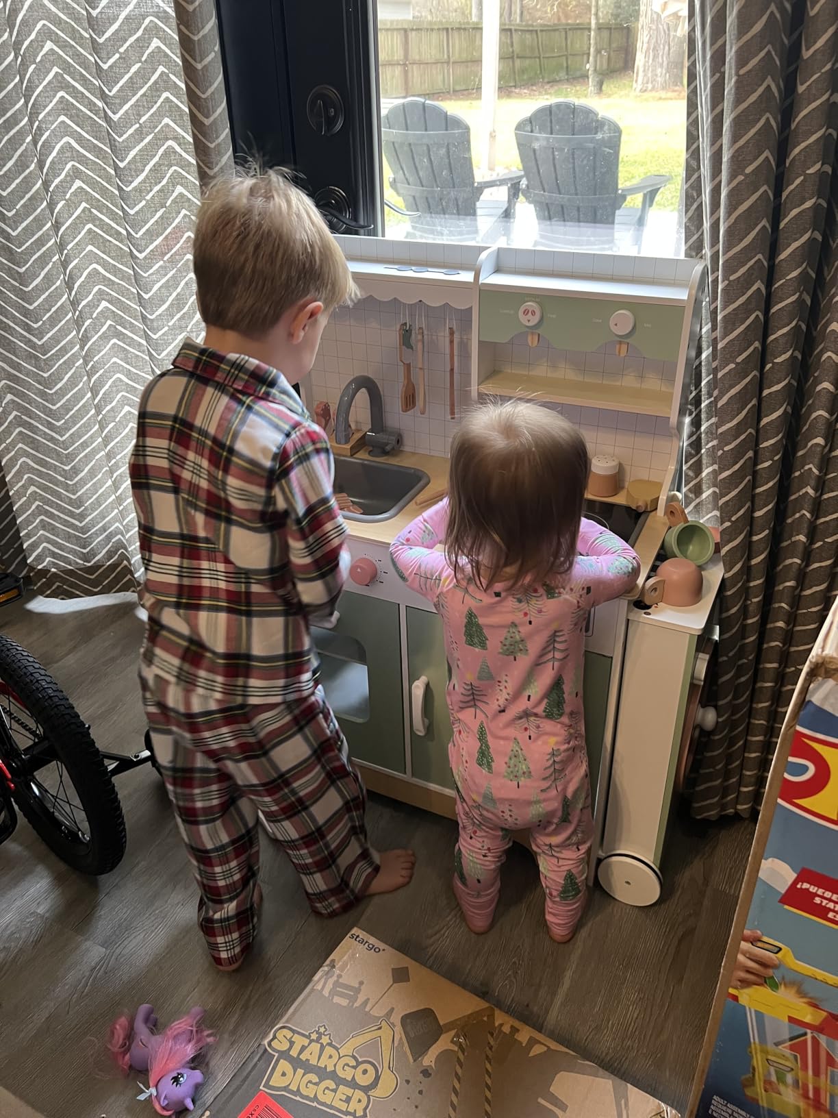 ROBUD Play Kitchen Set, Wooden Play Kitchen customer photo 1