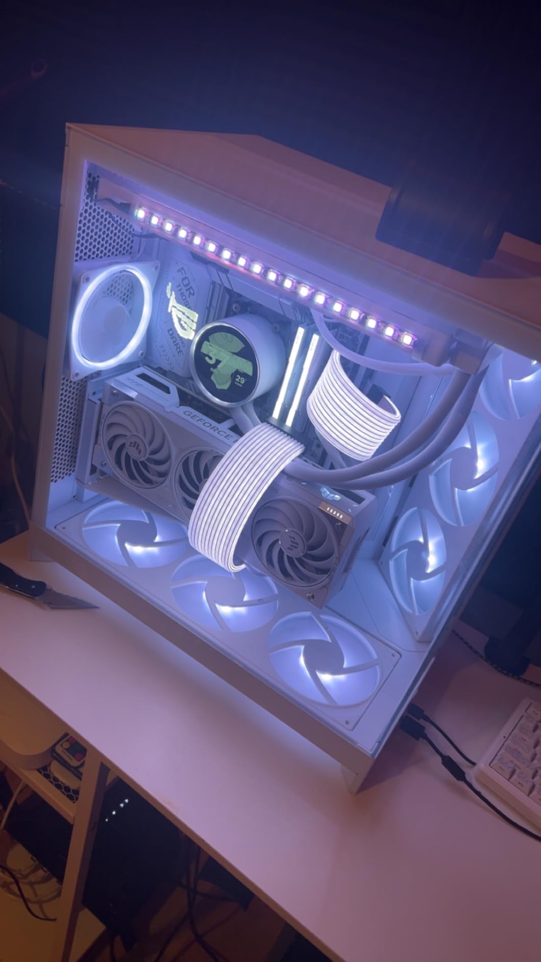 NZXT Kraken Elite 360 RGB - 360mm AIO CPU Cooler, LCD - White customer photo 1