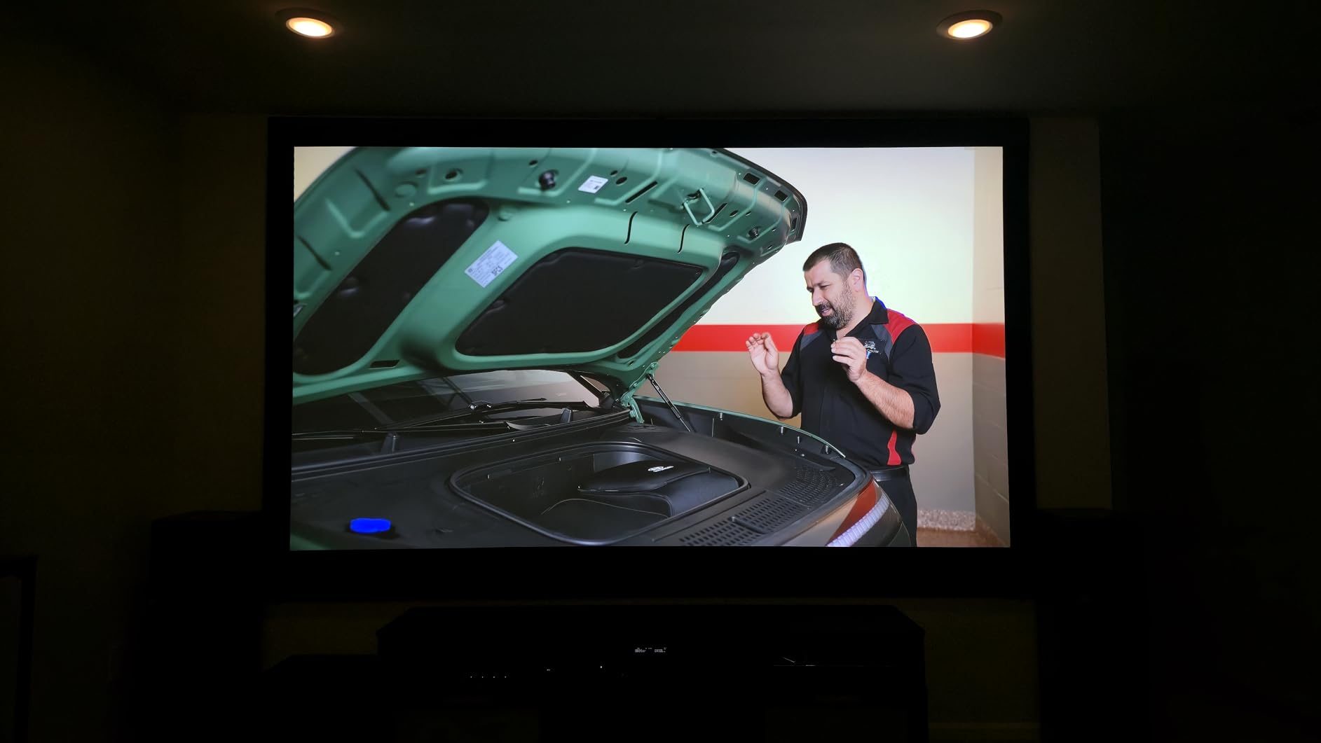 ViewSonic LS901-4K 4K UHD Laser Projector 5500 Lumens, HDR Home Theater customer photo 2