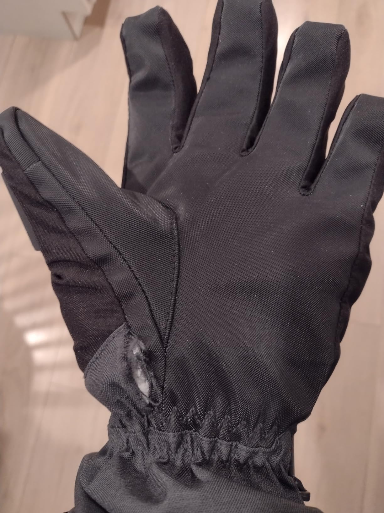 Dakine Mens Titan Gore-Tex Snow Glove customer photo 2