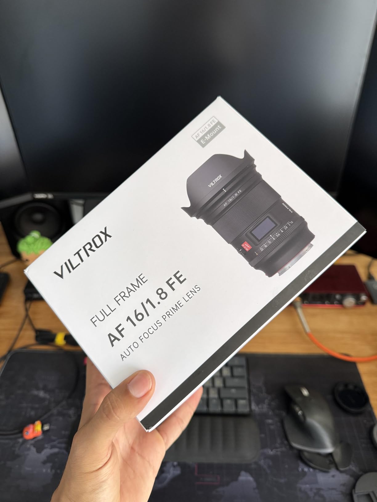 VILTROX AF 56mm F1.7 Air Lens for Sony E Mount, f/1.7 Large Aperture APS-C Prime Lens Compatible with Sony E-Mount Cameras a7RIV a9 a7RII a7RIII a7III a7C FX3 ZVE1 A1 a6600 a6700 a6400 ZV-E10 customer photo 1
