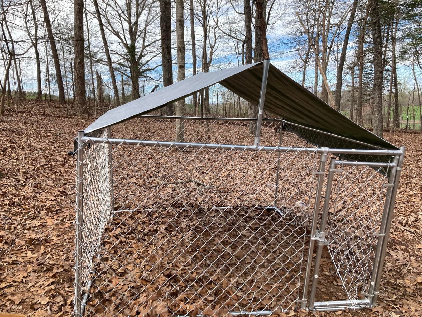 10 x 10 x 6 ft Outside Dog Kennel Outdoor Large with Roof, Enclosure with Roof, Outdoor Heavy Duty Dog Run Pens House Pet Playpen with Galvanized Chain Link customer photo 1