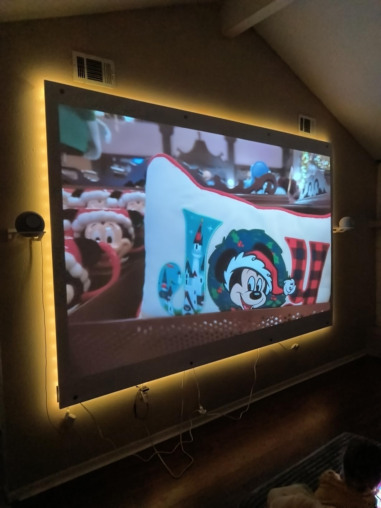 Amazon Echo Studio (newest model), Immersive spatial audio and Dolby Atmos, Designed for Alexa+, Graphite customer photo 1