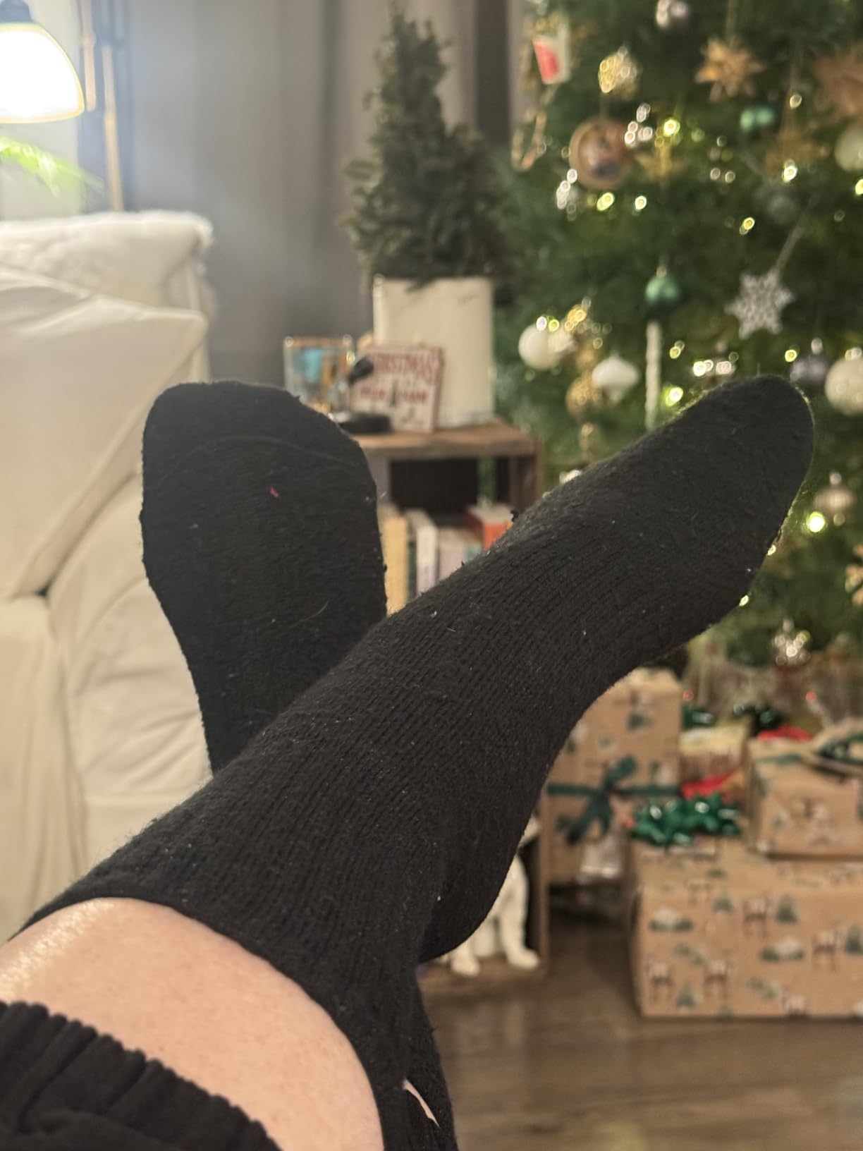 MOGGEI 5 Pairs Womens Merino Wool Socks Hiking Warm Winter Thick Thermal Crew Cozy Cabin Ladies Gift Comfy Boot Work Socks customer photo 2
