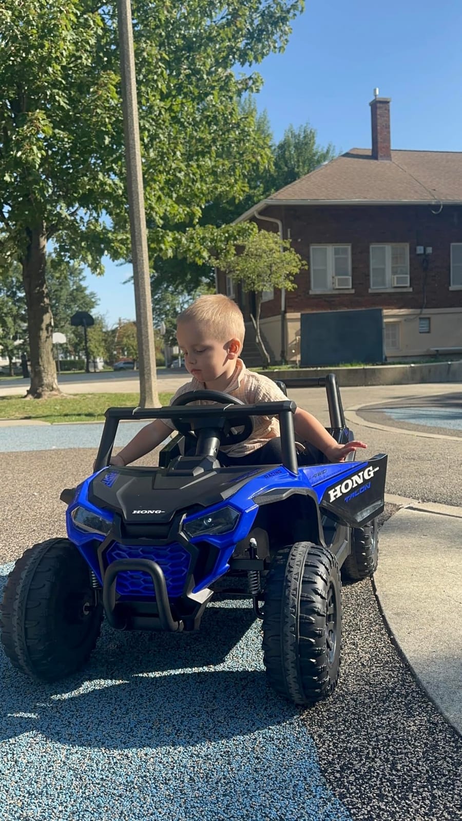 12V Electric Car for Kids, Ride on Toys with Remote Control, Toddlers UTV customer photo 2