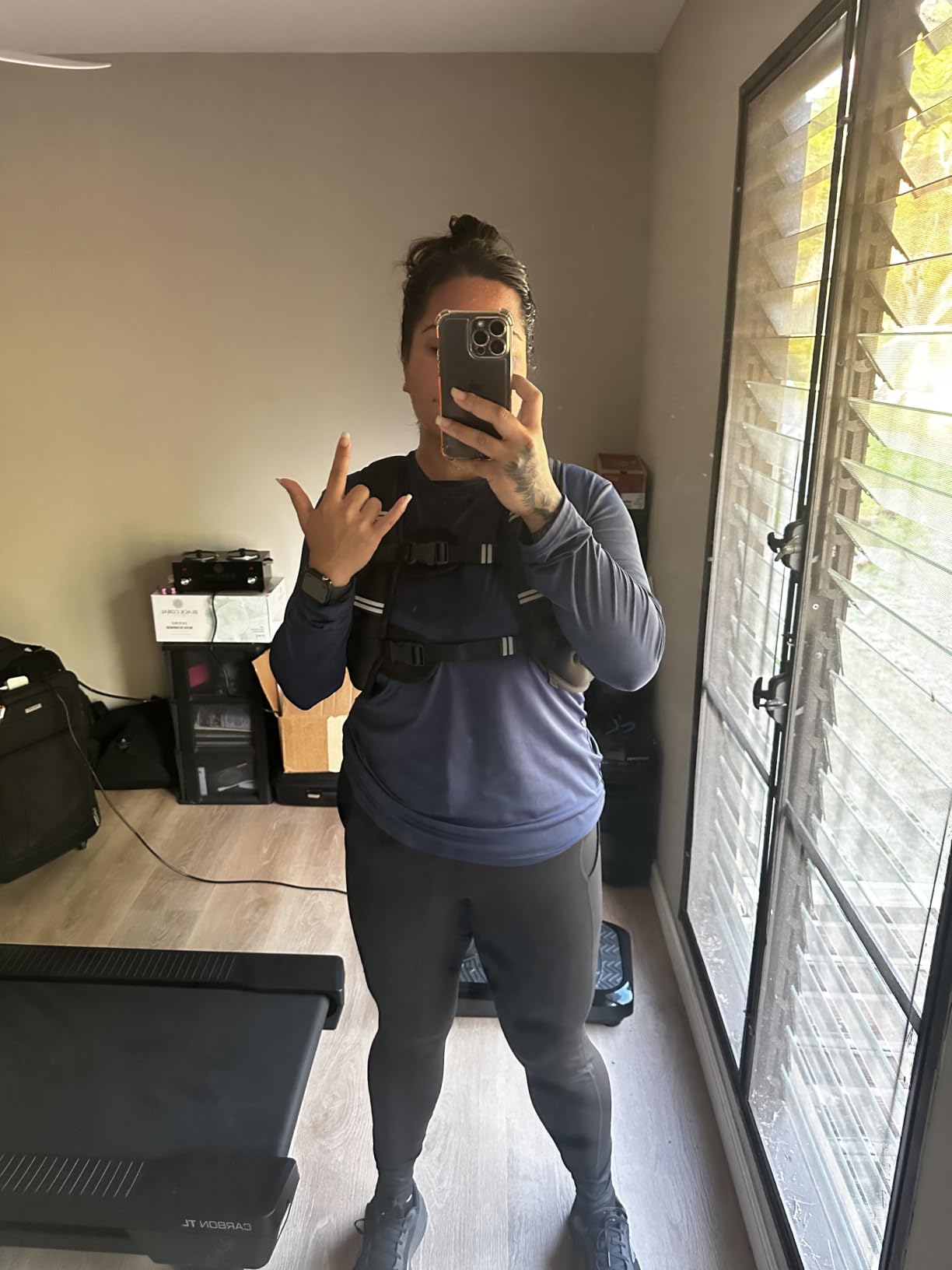 Poudee Weighted Vest, 6lb/8lb/10lb/12lb/16lb/20lb/25lb/30lb Weight Vest for Men Women, Body Weight Vests Adjustable with Reflective Stripe for Strength Training, Running, Workout, Jogging, Walking customer photo 2