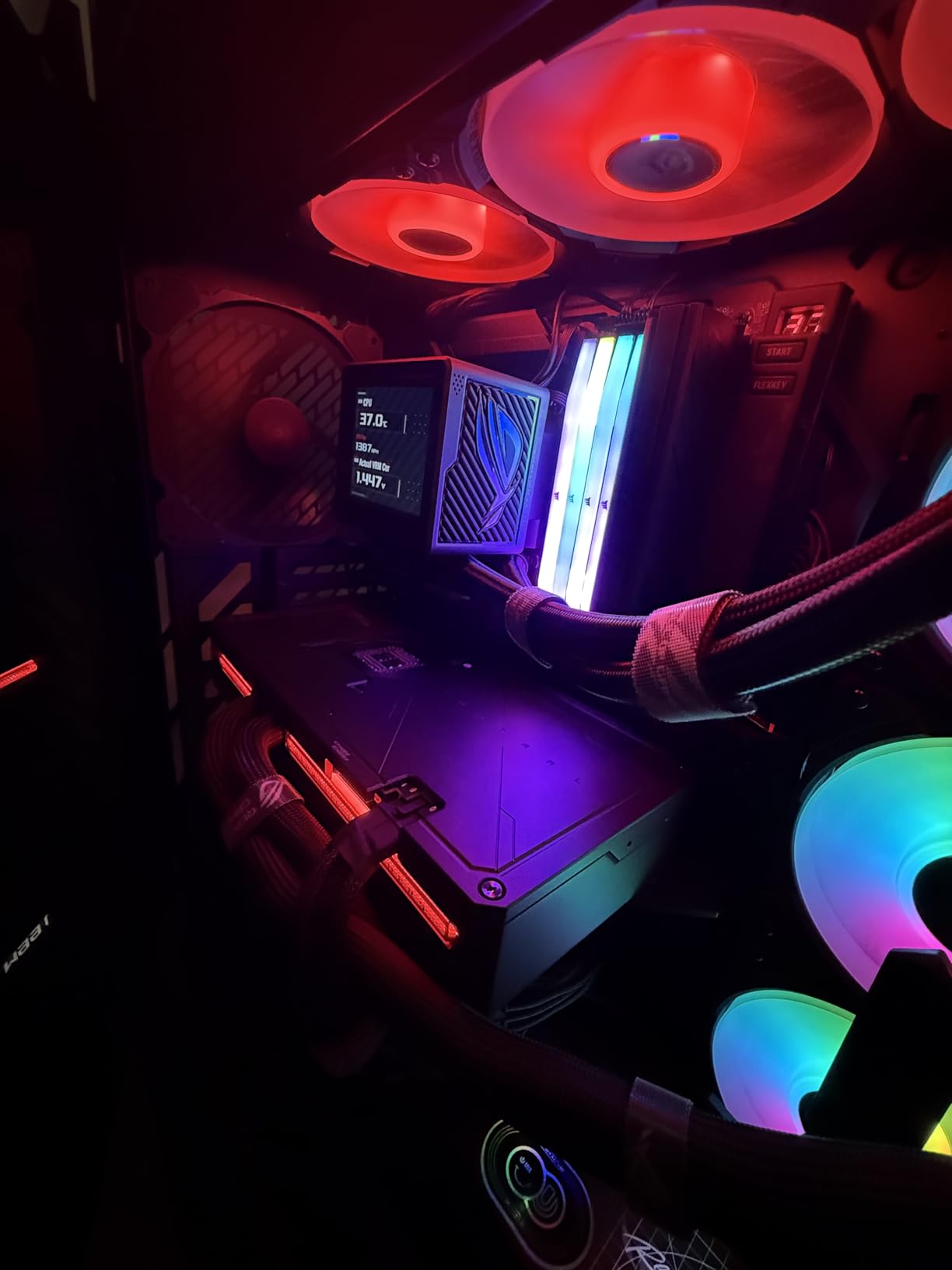 ASUS ROG Ryujin III ARGB Extreme 360mm AMD/Intel Gaming Liquid CPU Cooler customer photo 2