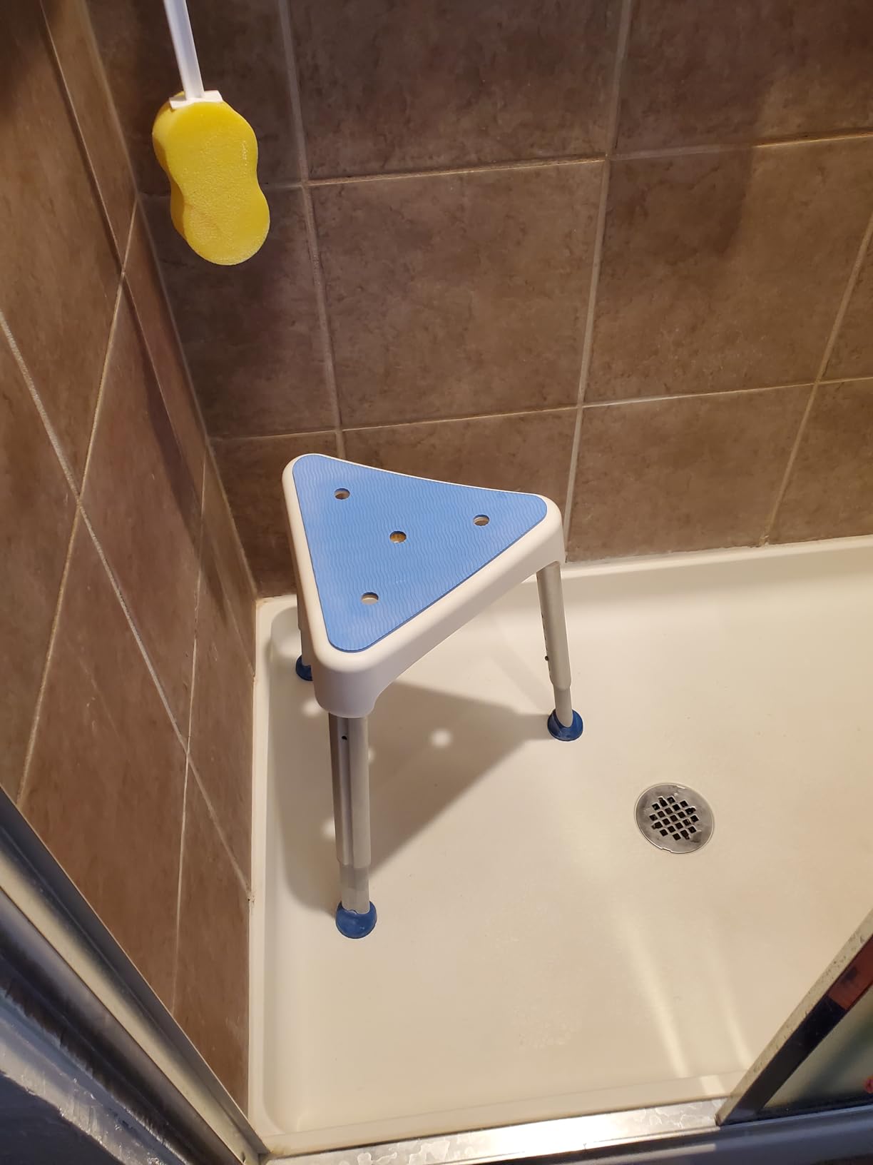 FULLOT Space-Saving Triangular Shower Chair for Inside Shower, 400 lbs customer photo 2
