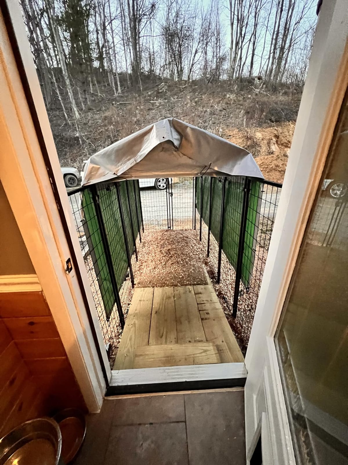 HITTITE 8x4x6 FT Large Outdoor Dog Kennel, Expandable Modular Dog Kennel Outside, Heavy Duty Welded Wire Steel Dog Run Dog Playpen Fence with Gray Roof Cover for Backyard customer photo 1