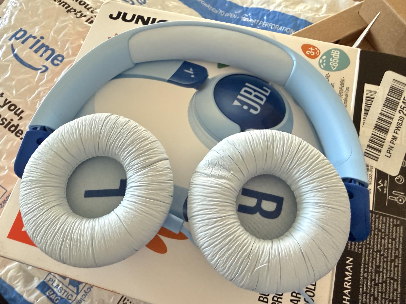 JBL Junior 320 Kids Headphones, Wired, Volume-Limited - Blue customer photo 1