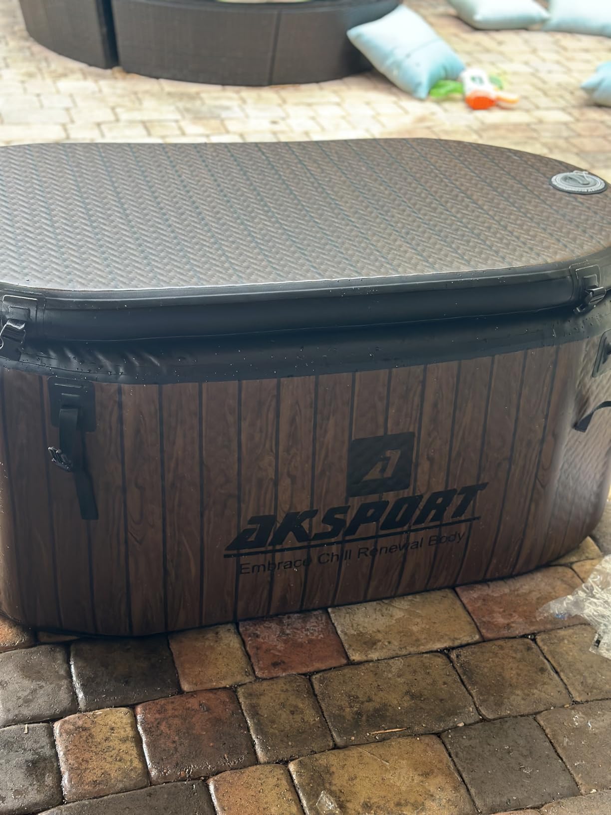AKSPORT Ice Bath Tub for Athletes, 151 Gallons Inflatable Cold Plunge Tub Compatible with Water Chillers, Icebath for Recovery & Cold Water Therapy, Portable Bathtub for Indoor & Outdoor-Wood customer photo 2