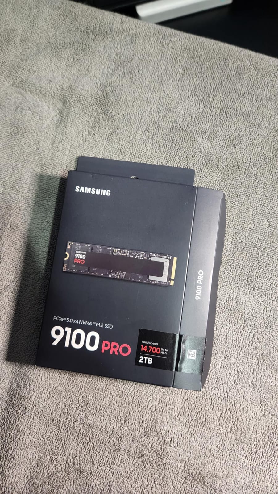 Samsung SSD 9100 PRO 1TB, PCIe 5.0x4 M.2 2280, Up to 14,700MB/s customer photo 1
