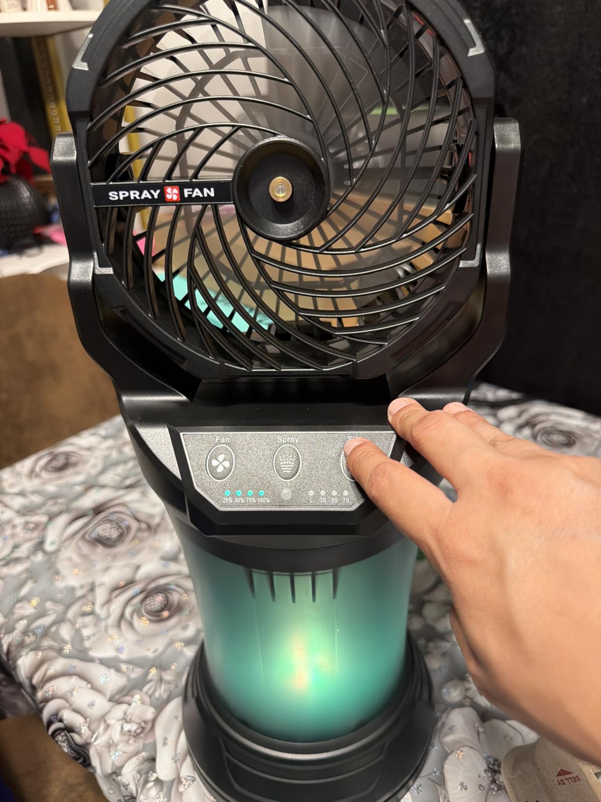 Wilody Misting Fan Portable Camping Fan Battery Powered with Remote Control, RGB Ambient Light with 2L Bucket, Battery Indicator, 120° Auto Oscillating, Timing Function, Grip Handle(Black) customer photo 1