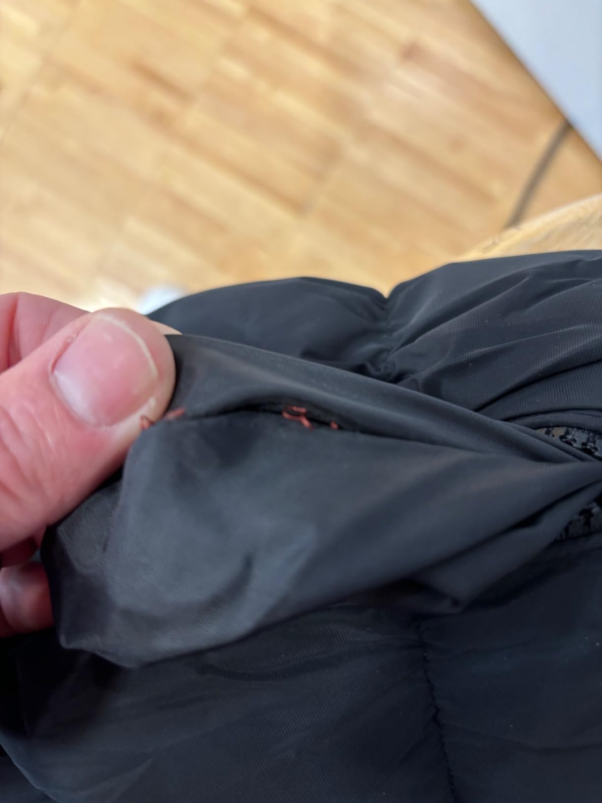 CREATMO US Men's Outdoor Winter Vest Outerwear Removable Hooded Padded Puffer Sleeveless Vest customer photo 1