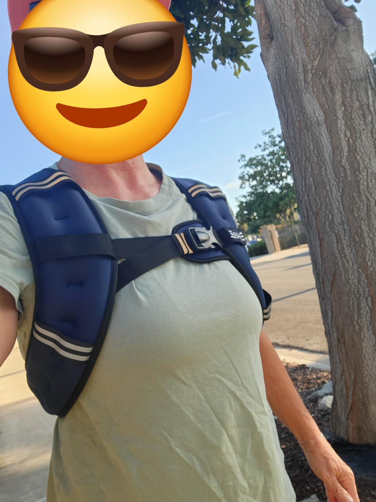 BAGAIL Comfort-Fit Weighted Vest for Woman, Even Weight Distribution, Faster Weight Loss, No-Chafe or Bounce for Walking & Running with Detachable Phone Pouch & Reflective Stripes (Available 5-30lbs) customer photo 1