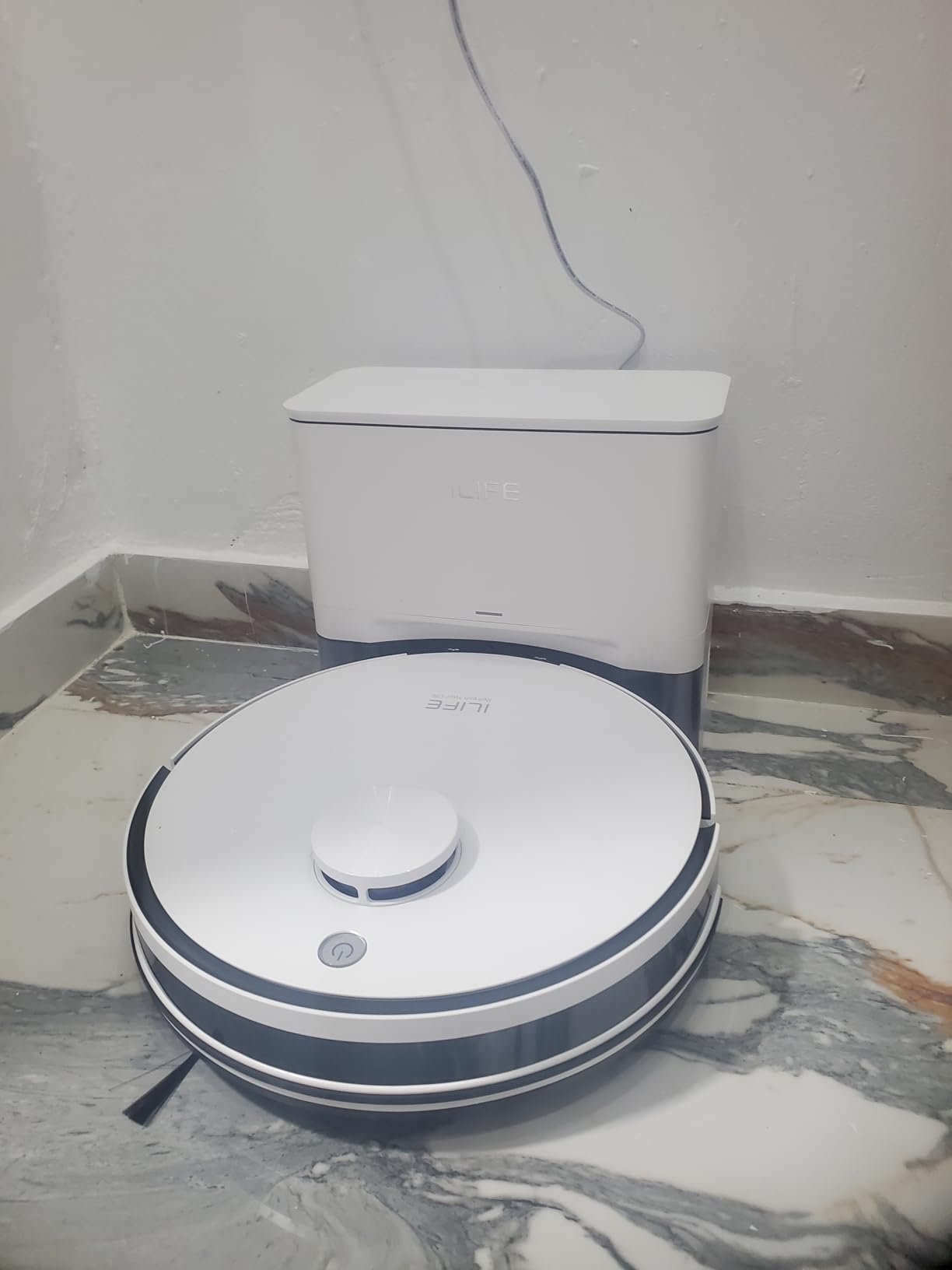 ILIFE A30 Pro Robot Vacuum and Mop,10000Pa Max Suction, Self-Emptying customer photo 2