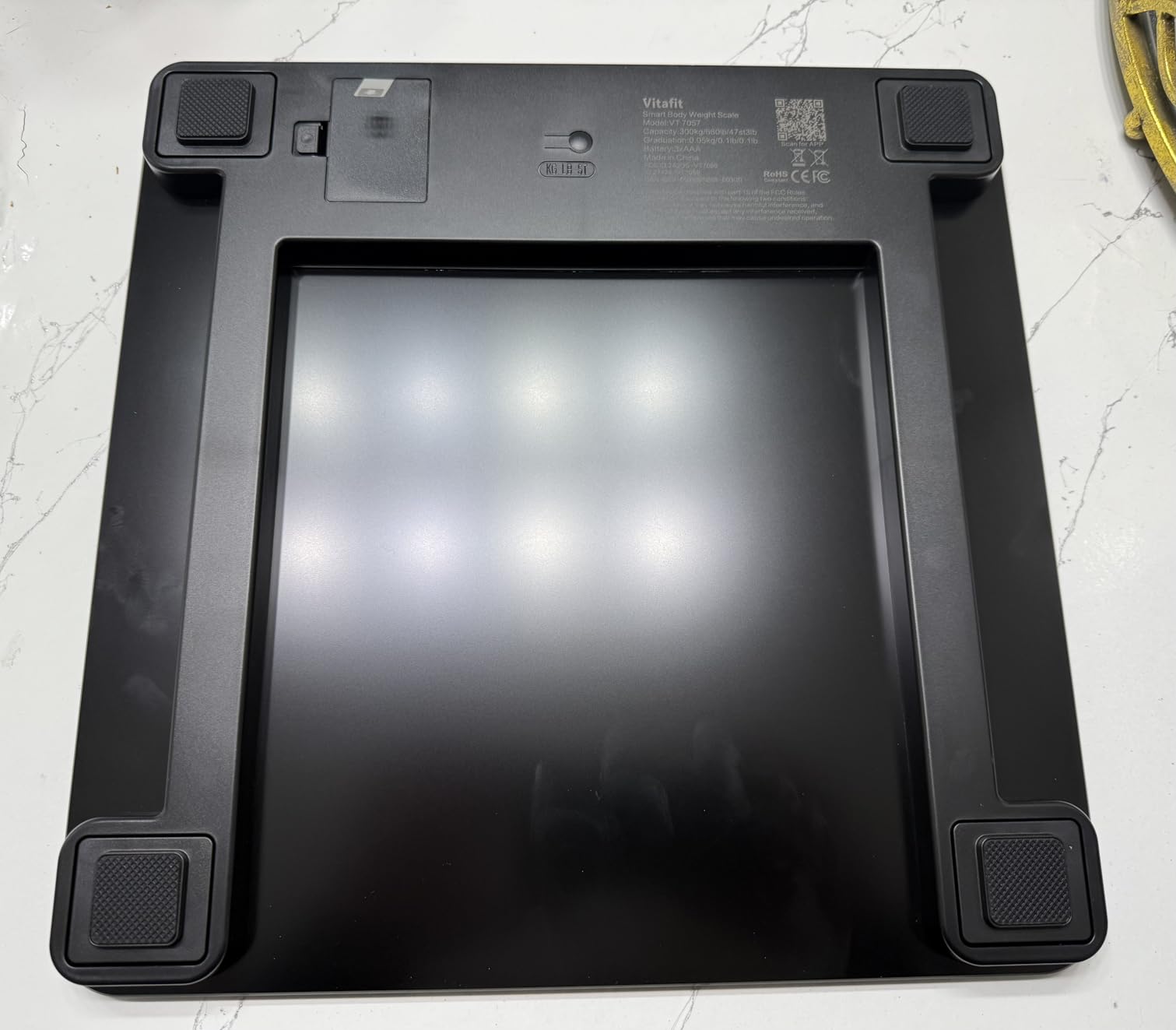 Vitafit 660lb Smart Bathroom Scale for Body Weight Accuracy 0.1lb,LED,Black customer photo 2