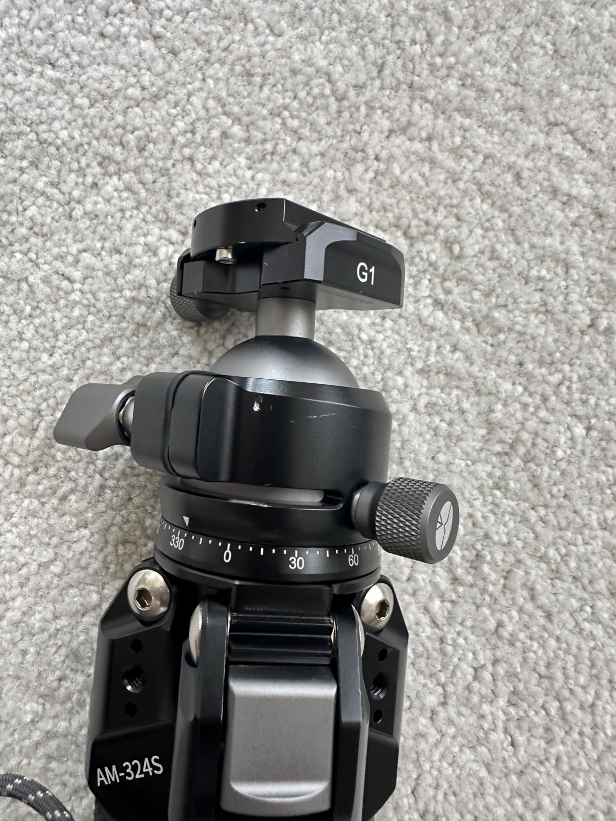 SIRUI AM-324S+G1 Carbon Fiber Tripod Kit, Low Profile Ball Head, 44LB customer photo 2