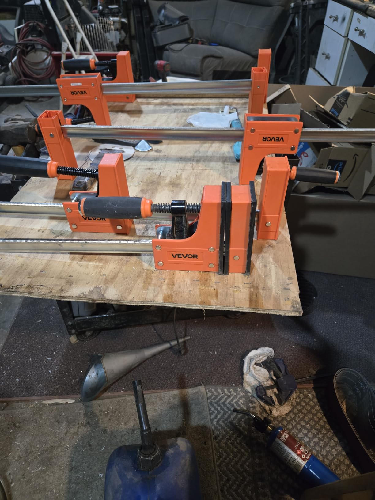 VEVOR Bar Clamps for Woodworking, 2-Pack 24 inch Parallel Clamp Set, F-Clamp with 1500 lbs Load Limit, Even Pressure, High-strength Plastic and Carbon Steel, for Woodworking Metal Working, Orange customer photo 2