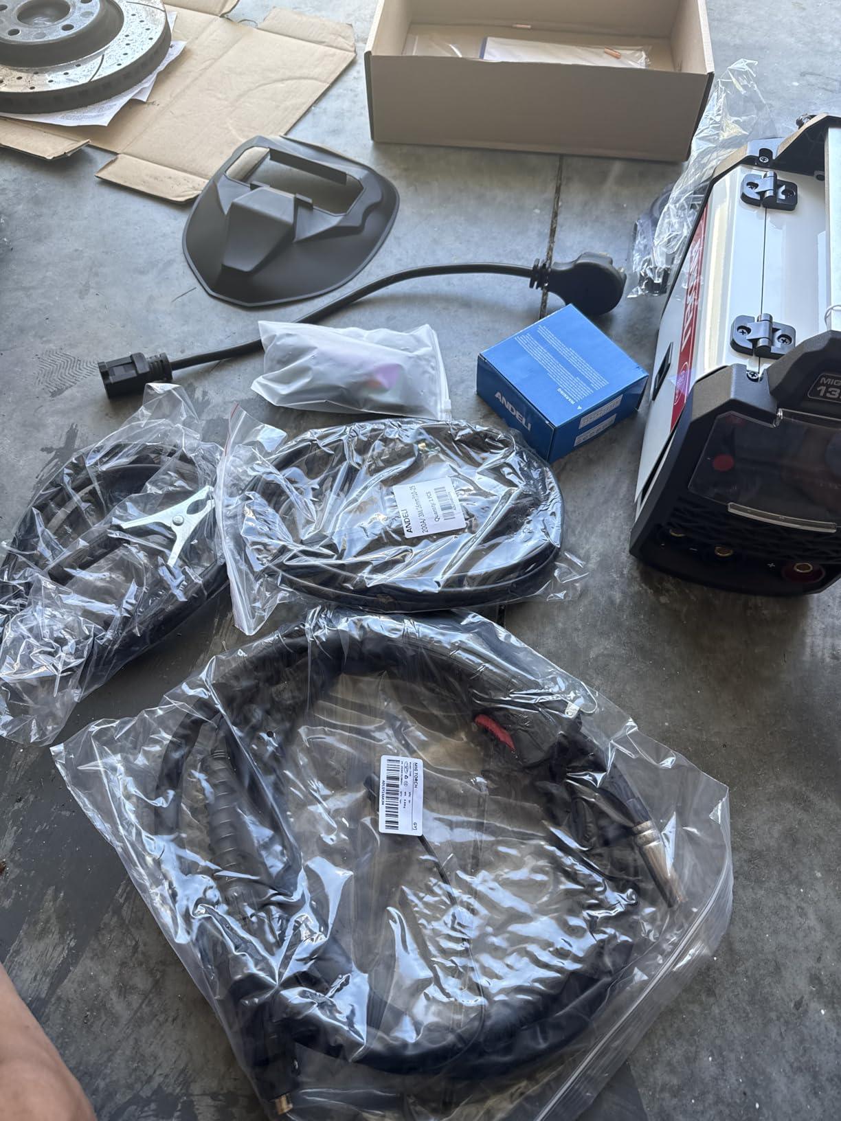 ANDELI 110V/220V MIG Welder 135A ，Flux Core/Lift TIG/Stick 3-in-1 customer photo 2