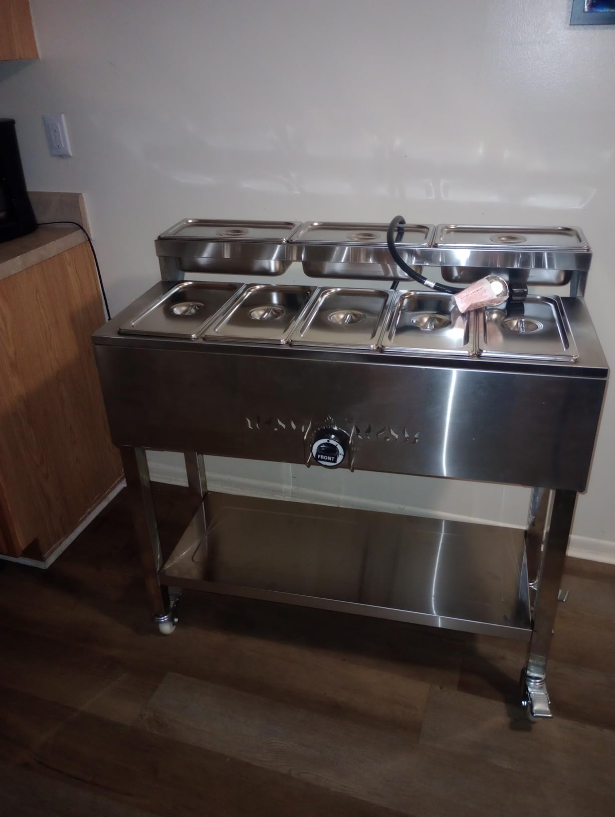 VEVOR 9-Pan Commercial Propane Steam Table, LP Gas Outdoor Soup Warmer with Drain Valve and 3
