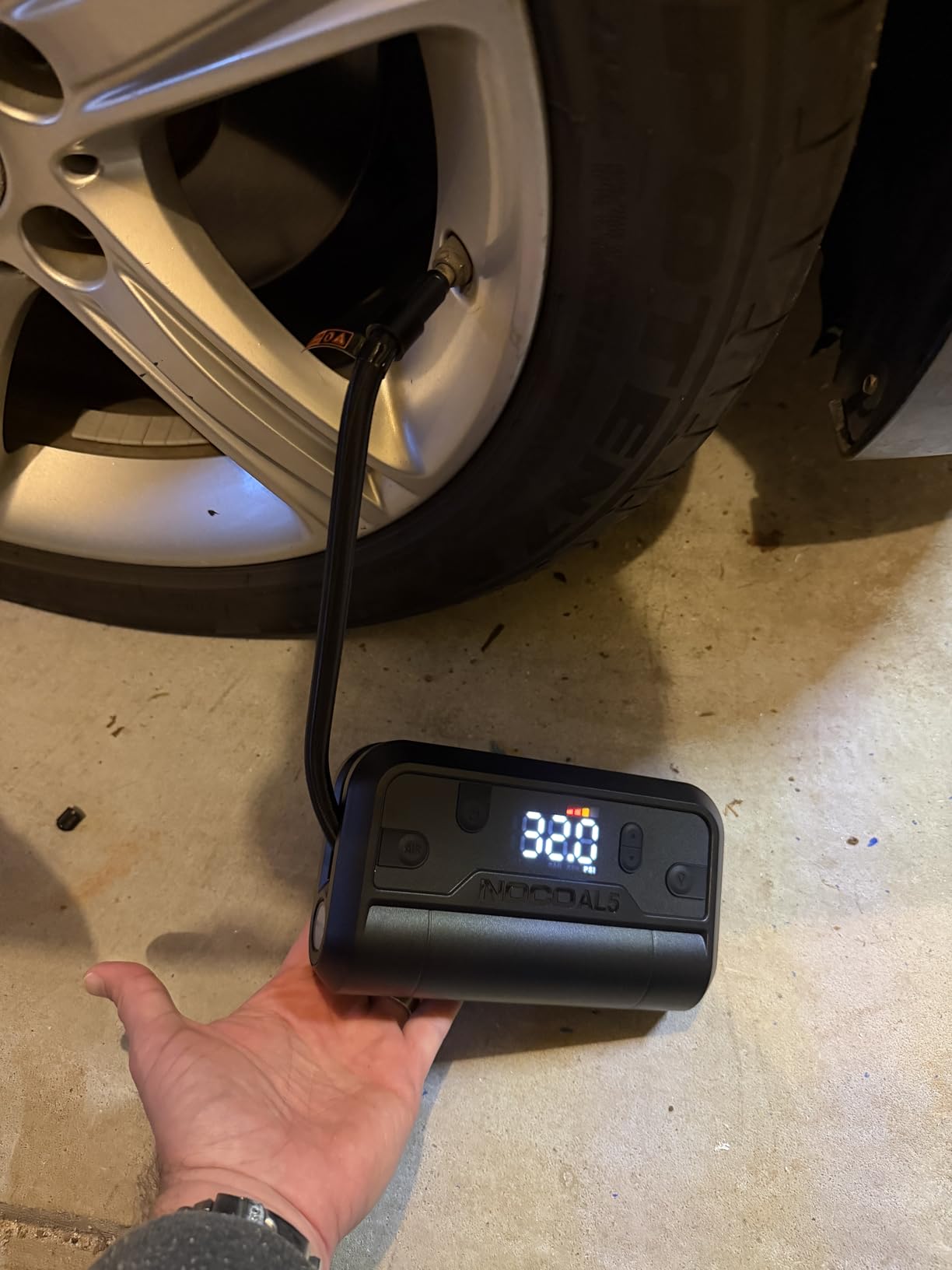 NOCO Air AL5 17 LPM 12V Cordless Tire Inflator & Portable Air Compressor customer photo 1