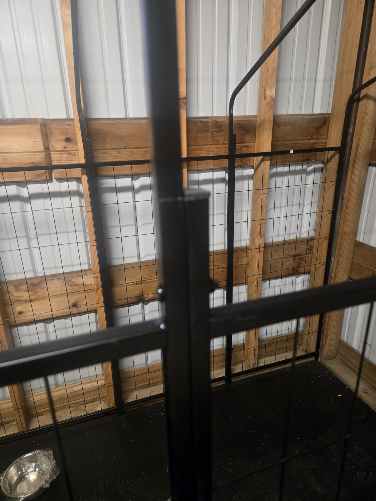 ROOMTEC Large Dog Kennel Outdoor Pet Pens Dogs Run with 4 Bowls (10' L x 10' W x 6.5'H) customer photo 2
