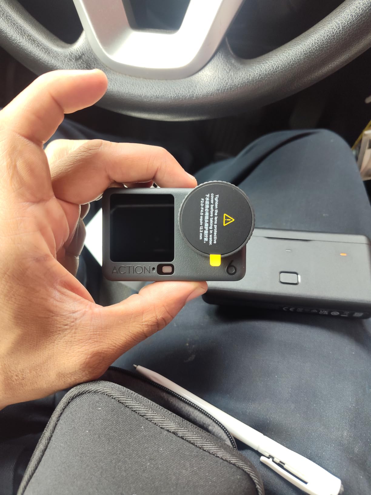 DJI Osmo Action 6 Essential Combo, 8K Waterproof Action Camera customer photo 2