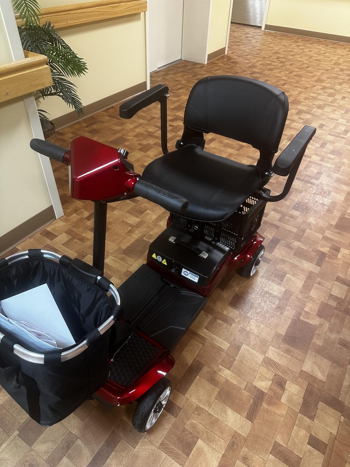 Foldable 4-Wheel Mobility Scooter for Adults – Portable Motorized Scooter with 330 lbs Capacity, Detachable Battery, Dual Baskets, Cup & Phone Holder, Blue customer photo 2