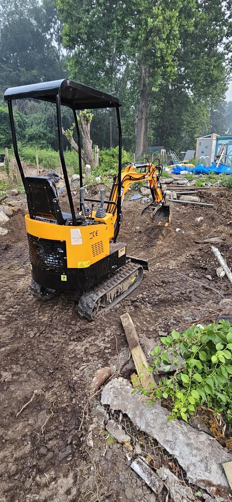 MS10H 1 Ton Mini Excavator with 13.5HP EAP B&S Gas Engine, Hydraulic Thumb, 3-Way Flow Control Valve, Compact Crawler Digger for DIY Landscaping, Includes Delivery & Unloading Service customer photo 2