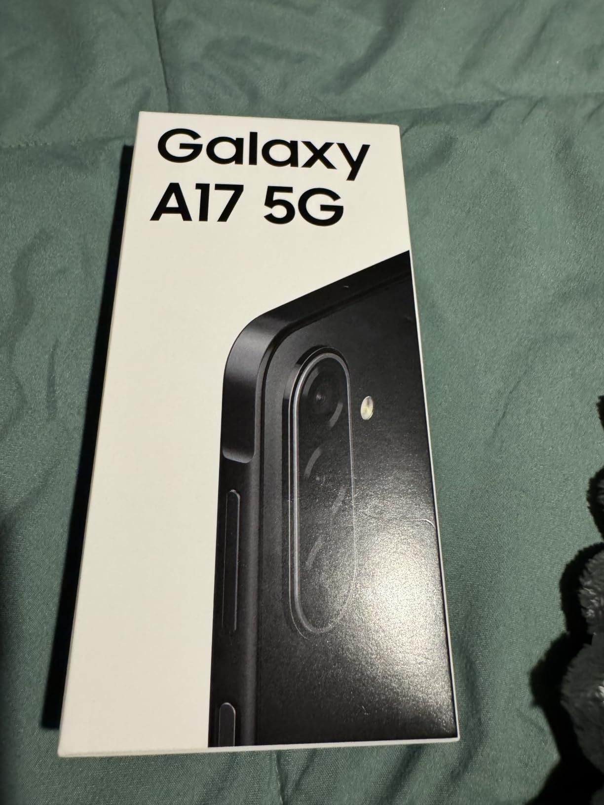Samsung Galaxy A17 5G Smart Phone 128GB US 1 Yr Manufacturer Warranty Black customer photo 1